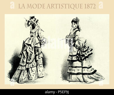 Mode Ende '800, französische Zeitschrift La Mode artistique 1872 präsentiert zwei Damen mit fancy Volantröcke, Sonnenschirm und Frisur Stockfoto