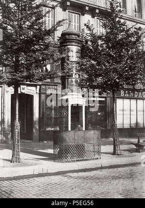 328 Charles Marville, Urinoir heitronic à 1 Stalle, Rue Saint-Gilles, Ca. 1865 Stockfoto