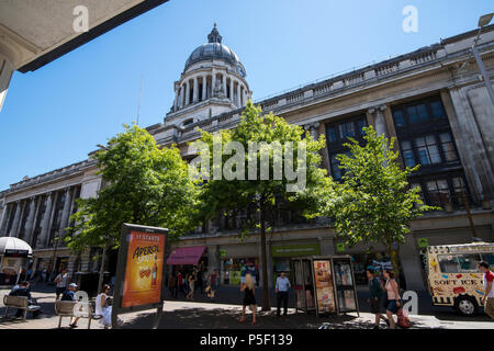 Der Rat Haus in Nottingham gesehen aus der Ecke der King Street und Lange Reihe, Nottinghamshire England Großbritannien Stockfoto