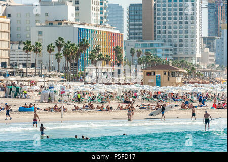 Israel, Tel Aviv - 16. Oktober 2016: Stadtbild von Tel Aviv Beachside Stockfoto