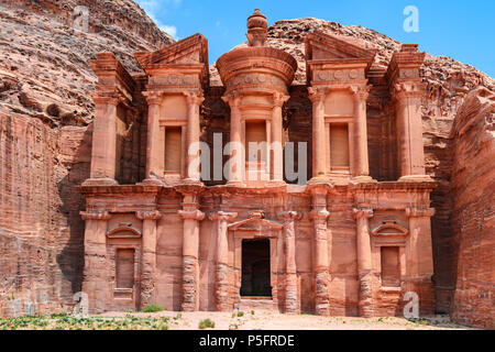 Das Kloster in der verlorenen Stadt von Petra, Jordanien Stockfoto