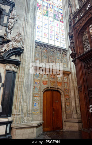 359 Wappen-Église Notre-Dame du Sablon - Brüssel, Belgien - DSC 08086 Stockfoto