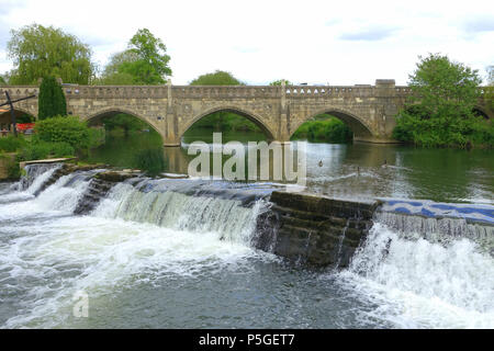 N/A. Englisch: bathampton Toll Bridge - Bathampton, England. 24 Mai 2016, 10:49:09. Daderot 176 Bathampton Toll Bridge - Bathampton, England - DSC 09876 Stockfoto