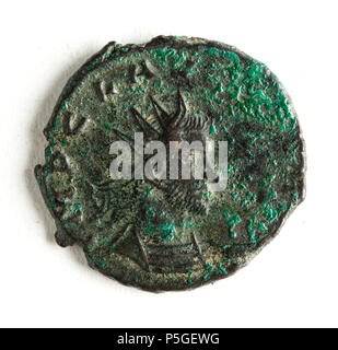 . Hinweis: Zur Dokumentation der ursprünglichen Beschreibung wurde beibehalten. Sachliche Korrekturen und alternative Beschreibungen werden getrennt von der ursprünglichen Beschreibung gefördert. Bronsmynt Nyckelord: Antika mynt, Föremålsbild. Mynt. Svenska: Claudius, 220-270. Åtsida: huvudbild, profil Höger. IMP CLAUDIUS AUG. Frånsida: Aequitas, stående åt vänster och, hållande vågskål ymnighetshorn. AEQUITAS AUG 1 -. . Datum unbekannt. N/A 241 Bronsmynt - Skoklosters slott - 110728 Stockfoto
