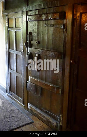 N/A. Englisch: Innenansicht Packwood House - Warwickshire, England. 10 Juni 2016, 09:55:03. Daderot 466 Tür - Packwood House - Warwickshire, England - DSC 09042 Stockfoto