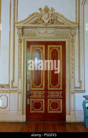 N/A. Englisch: Biddulph Grange - Staffordshire, England. 11 Juni 2016, 06:44:22. Daderot 466 Tür - Biddulph Grange - Staffordshire, England - DSC 09085 Stockfoto