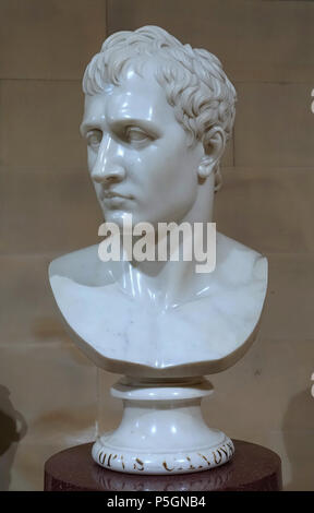 N/A. Englisch: Skulptur in der Skulptur Galerie, Chatsworth House - Derbyshire, England. 18 Juni 2016, 11:29:04. Daderot 368 kolossale Büste von Napoleon, von Antonio Canova, Datum unbekannt, Marmor - Skulptur Galerie, Chatsworth House - Derbyshire, England - DSC03520 Stockfoto