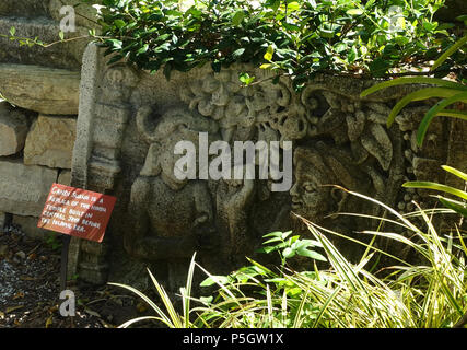 N/A. Englisch: Candi Sukuh Replik - Neapel Botanischer Garten - Naples, Florida, USA. 18 März 2017, 15:30:08. Daderot 267 Candi Sukuh Replik - Neapel Botanischer Garten - Neapel, Florida - DSC 09796 Stockfoto