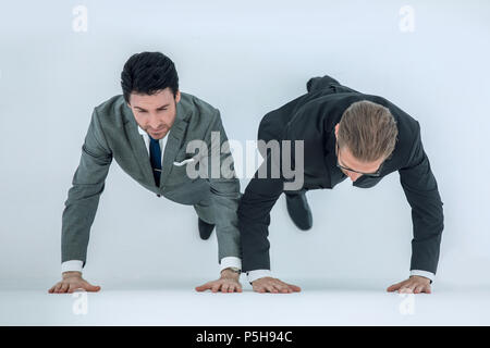 Zwei Geschäftsleute an der Ausgangsposition. Stockfoto