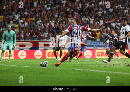 Salvador, Brasilien. 26 Juni, 2018. Lance bei einem Match zwischen Bahia, Ceará, statt an diesem Mittwoch (26.) in einem Spiel gültig für das Jahr 2018 im Nordosten Cup. Am Fonte Nova Arena in Salvador, BA. Credit: Tiago Caldas/FotoArena/Alamy leben Nachrichten Stockfoto