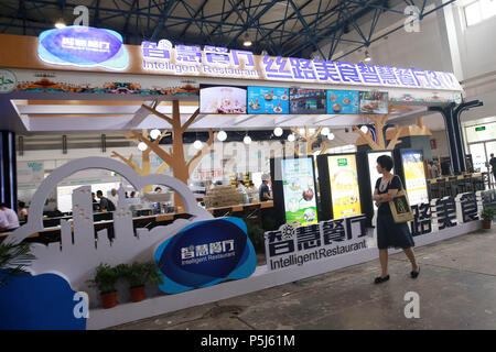 Beijin, Beijin, China. 26 Juni, 2018. Peking, China -26.Juni 2018: Die China International Catering Essen & Trinken Expo startet in Peking, China, 26. Juni 2018. Credit: SIPA Asien/ZUMA Draht/Alamy leben Nachrichten Stockfoto