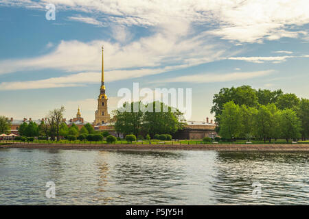 Sankt Petersburg City Skyline am Peter und Paul Festung, Sankt Petersburg, Russland Stockfoto