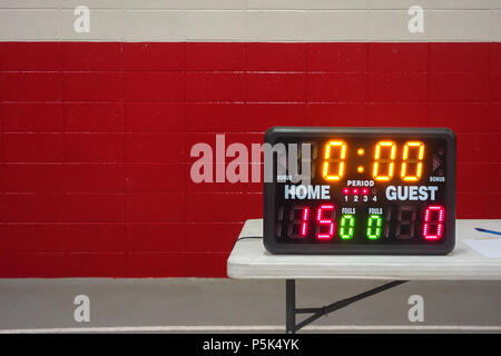 Spieltag indoor Tischplatte Elektronische Anzeigetafel für High School Wrestling, Basketball oder Volleyball Stockfoto