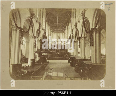 N/A. Deutsch: Beschreibung der Nieuwe Kerk. Decoraties in het Interieur van de Nieuwe Kerk Dam 12, ter gelegenheid van het huwelijk van Koning Willem III de koningin Emma. Documenttype foto Vervaardiger Greiner, Albert (1833-1890) Collectie Collectie Stadsarchief Amsterdam: foto-Datering afdrukken April 1879 Geografische naam Damm Gebouw Nieuwe Kerk Inventarissen Http://archief.amsterdam/archief/10003 Afbeeldingsbestand ANWR 00472000001. April 1879. Greiner, Albert (1833-1890) 73 Albert Greiner Afb ANWR 00472000001 Stockfoto