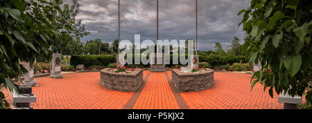 NEW HARTFORD, NEW YORK, USA - 23. Juni, 2018: Panorama Blick auf New Hartford Veteran Memorial liegt bei 11 Evalon Rd, New Hartford, NY 13412 Stockfoto