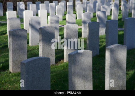 Militärische Grabsteine in Mount Royal Cemetery Montreal Quebec Kanada Stockfoto