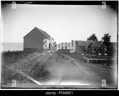 N/A. Deutsch: Beschreibung echtpaar Over-Diemen Een met drie zoontjes Op de Zuiderzeedijk. Documenttype foto Vervaardiger Stomps, Benjamin Wilhelmus Collectie Collectie B.W. Stomps Datering 13 Juni 1897 Geografische naam Over-Diemen Diemen Inventarissen Http://archief.amsterdam/archief/10162 Afbeeldingsbestand 010162000082 erzeugt mit Dememorixer. 13. Juni 1897. Benjamin Wilhelmus Stomps (1856-1904) 187 Benjamin Wilhelmus Stomps, Afb 010162000082 Stockfoto