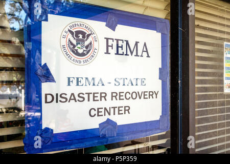 Schild des Florida Immokalee FEMA State Disaster Recovery Center, nach Hurrikan Stockfoto