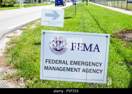 Immokalee Florida, FEMA State Disaster Recovery Center Center, Sturmhilfe, Straßenschild, FL170925213 Stockfoto