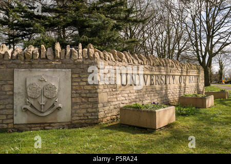 Universität von Bath Schild am Eingang der Claverton, Campus, Somerset, Großbritannien Stockfoto