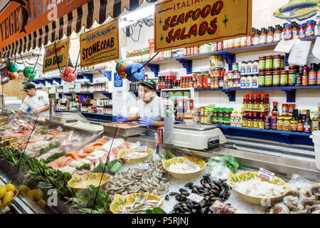 Delray Beach Florida, der Boys Farmers Market, Gourmet-Supermarkt Supermarkt Lebensmittelgeschäft Verkauf, Shopping Shopper Shopper Shop Geschäfte Markt Märkte m Stockfoto