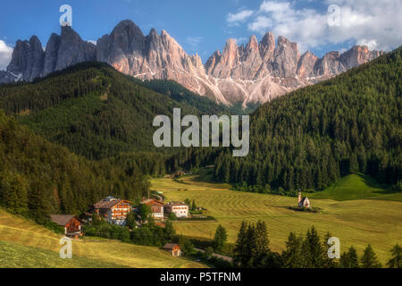 Chiesetta di San Giovanni, Ranui, Dolomiten, Trentino, Alto Adige, Italien, Europa Stockfoto