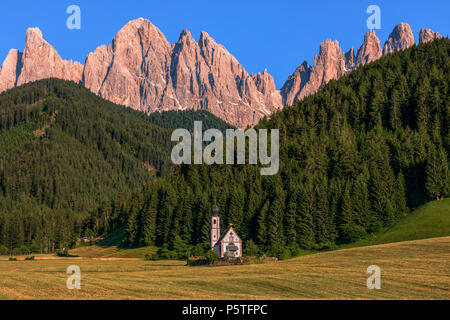 Chiesetta di San Giovanni, Ranui, Dolomiten, Trentino, Alto Adige, Italien, Europa Stockfoto