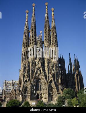 FACHADA DEL NACIMIENTO DE LA SAGRADA FAMILIA DE BARCELONA - SIGLO XX. Autor: Antoni Gaudí (1852-1926). Ort: SAGRADA FAMILIA, SPANIEN. Stockfoto