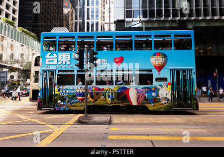 Traditionelle Hong Kong Straßenbahnen, Central, Hong Kong Stockfoto