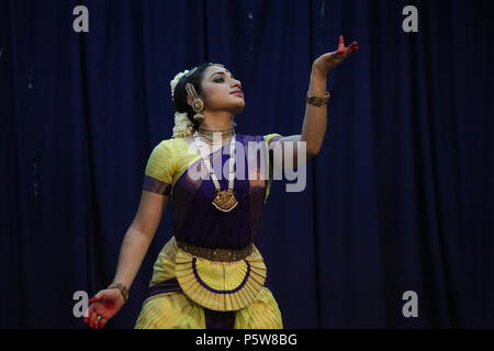 Bharathya natyam ist einer der klassischen Tanzformen Indiens von der Staat Tamil Nadu. Beliebt ist es nicht nur in Indien, sondern in der ganzen Welt Stockfoto