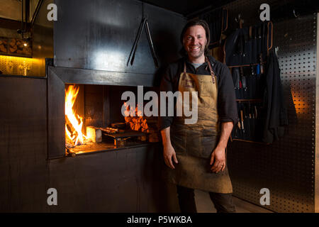 Niklas Ekstedt, schwedische Koch und Gastronom des mit einem Michelin-Stern ausgezeichneten Restaurant Ekstedt in Stockholm, Schweden. Stockfoto