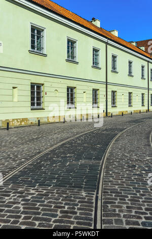 Warschau, Polen - 31. Mai 2018: erhaltenen Fragment des alten Nalewki-Straße, in der Mitte der Vorkriegszeit jüdischen Viertel der polnischen Hauptstadt. Stockfoto