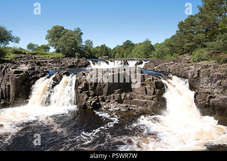 Geringe Kraft, Fluss-T-Stücke Stockfoto