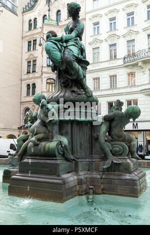 Wien, Österreich - November 4, 2015: Donnerbrunnen Brunnen, gestaltet von Georg Raphael Donner und ab 1737 am Neuen Markt in Wien bis 1739 gebaut Stockfoto