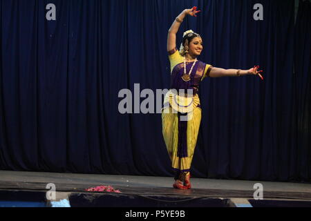 Bharathya natyam ist einer der klassischen Tanzformen Indiens von der Staat Tamil Nadu. Beliebt ist es nicht nur in Indien, sondern in der ganzen Welt Stockfoto