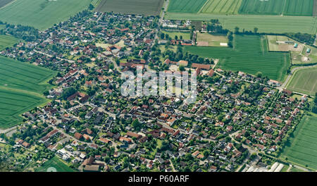 Luftbild vom Flugzeug aus 900 m über dem Meeresspiegel in einem Viertel der Salzgitter, Deutschland, Niedersachsen Stockfoto