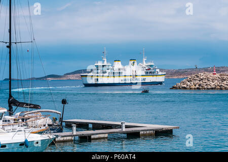 Gozo Channel Line Fähre, Hafen von Mgarr, Gozo, Malta Stockfoto