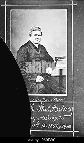 Er cof bin y diweddar Barch Thos Aubrey.. [Graphic].. 1 Negativ: Glas, nassen Collodium, b&w; 11 x 16,5 cm. ca. 1865. Thomas, John, 521er cof bin y diweddar Barch Thos Aubrey.. NLW 3362872 Stockfoto