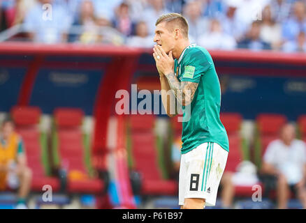 Kasan, Russland. 27 Jun, 2018. Deutschland - Südkorea, Fußball, Kazan, Juni 27, 2018 Toni Kroos, DFB 8 traurig, enttäuscht, wütend, Emotionen, Enttäuschung, Frustration, Frustration, Traurigkeit, Verzweiflung, Hoffnungslosigkeit, Deutschland - REPUBLIK KOREA 0-2 FIFA WM 2018 Russland, Gruppe F, Saison 2018/2019, 27. Juni 2018 Stadion K a z a n - A r e n a in Kasan, Russland. © Peter Schatz/Alamy leben Nachrichten Stockfoto