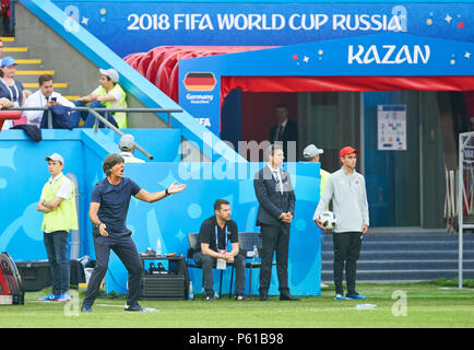 Kasan, Russland. 27 Jun, 2018. Deutschland - Südkorea, Fußball, Kazan, Juni 27, 2018 DFB-headcoach Joachim Jogi Löw, Löw, Emotionen, Gefühle, Reaktionen, Wut, wütend, schreien, toben, Aktion, aggressiv, Aggression, Deutschland - REPUBLIK KOREA 0-2 FIFA WM 2018 Russland, Gruppe F, Saison 2018/2019, 27. Juni 2018 Stadion K a z a n - A r e n a in Kasan, Russland. © Peter Schatz/Alamy leben Nachrichten Stockfoto