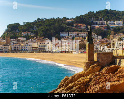 Statue der Minerva an der Strandpromenade von Lloret de Mar, Costa Brava, Katalonien, Spanien Stockfoto