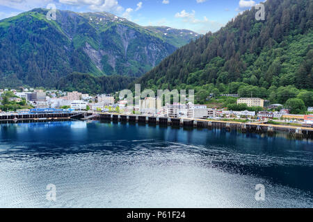 Views um Juneau Alaska, Wildnis Kapital- und Kreuzfahrtschiff Ziel Stockfoto