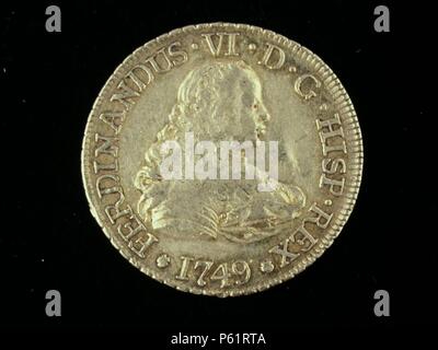 NUMISMATICA. Vive la MODERNA. CUATRO ESCUDOS DE ORO, DE FERNANDO VI. ANVERSO. BUSTO DEL REY CON PELUCA Y CORDON A LA DERECHA. (DEPOSITO-: MUSEO ARQUEOLOGICO NACIONAL). Stockfoto