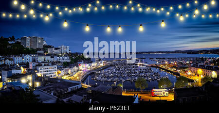 De - Torquay Devon: Hafen und Stadt an Weihnachten Stockfoto