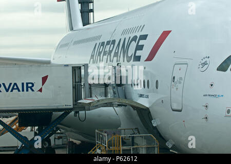 Paris, Frankreich, 16.Juni, 2018 der Flughafen Charles de Gaulle, Air France Airbus A380 die Vorbereitung für den Start, Abflug Stockfoto