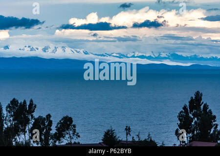 Taquile Island ist eine Insel auf der peruanischen Seite des Titicacasees 45 Km von der Stadt Puno. Stockfoto