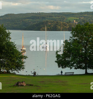 Ansichten und Panoramen in und um Ambleside über Lake Windermere, Cumbria, Großbritannien Stockfoto