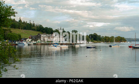 Ansichten und Panoramen in und um Ambleside über Lake Windermere, Cumbria, Großbritannien Stockfoto