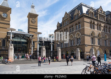 Zum Bahnhof Liverpool Street, London, England, Großbritannien Stockfoto