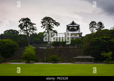 Kanazawa, Japan, August 2017: Kenrokuen Garten und Kanazawa Castle Park in Kanazawa, Japan Stockfoto